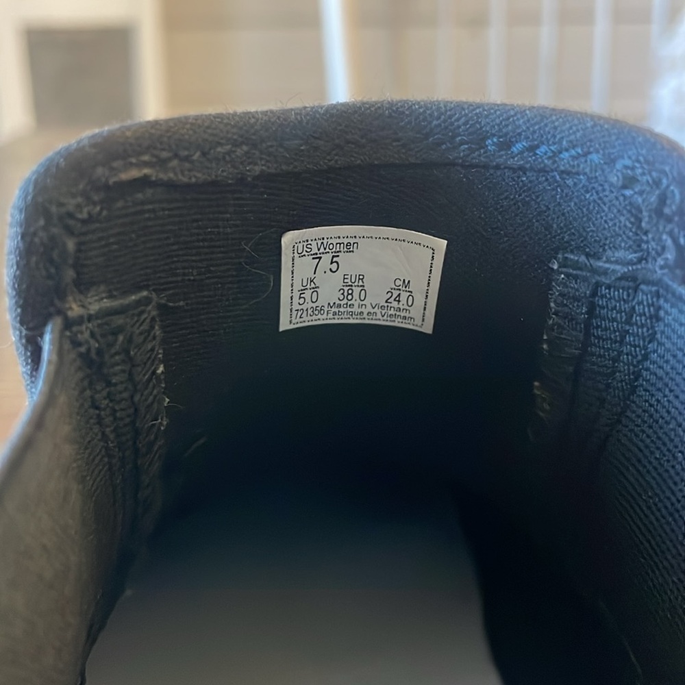 Women’s VANS Hightop Sneakers - Picture 6 of 7